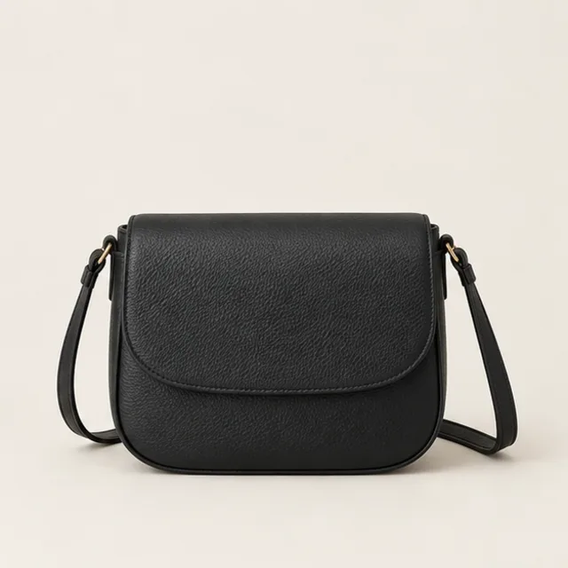 Crossbody bag preset in the accessory slot for Dinner date